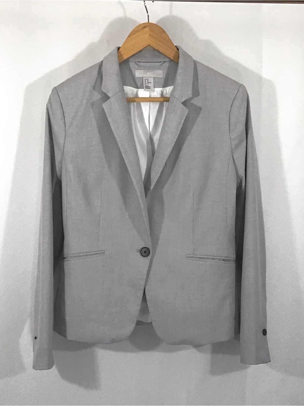 H&M Light Grey Suit Blazer One Button lined pockets size 10